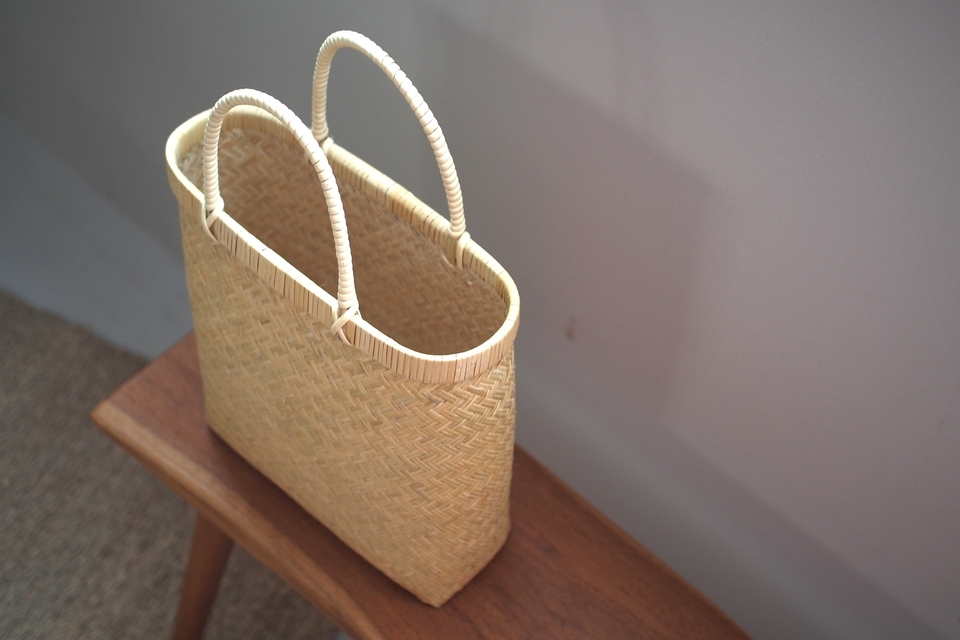 篠竹の縦型手提げかご - ウェブショップ - jokogumo - よこぐも