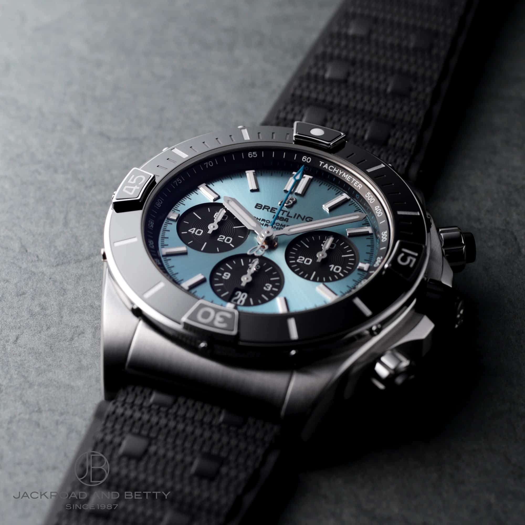 ブライトリング ラバーベルトのススメ！～アクティブなライフスタイル