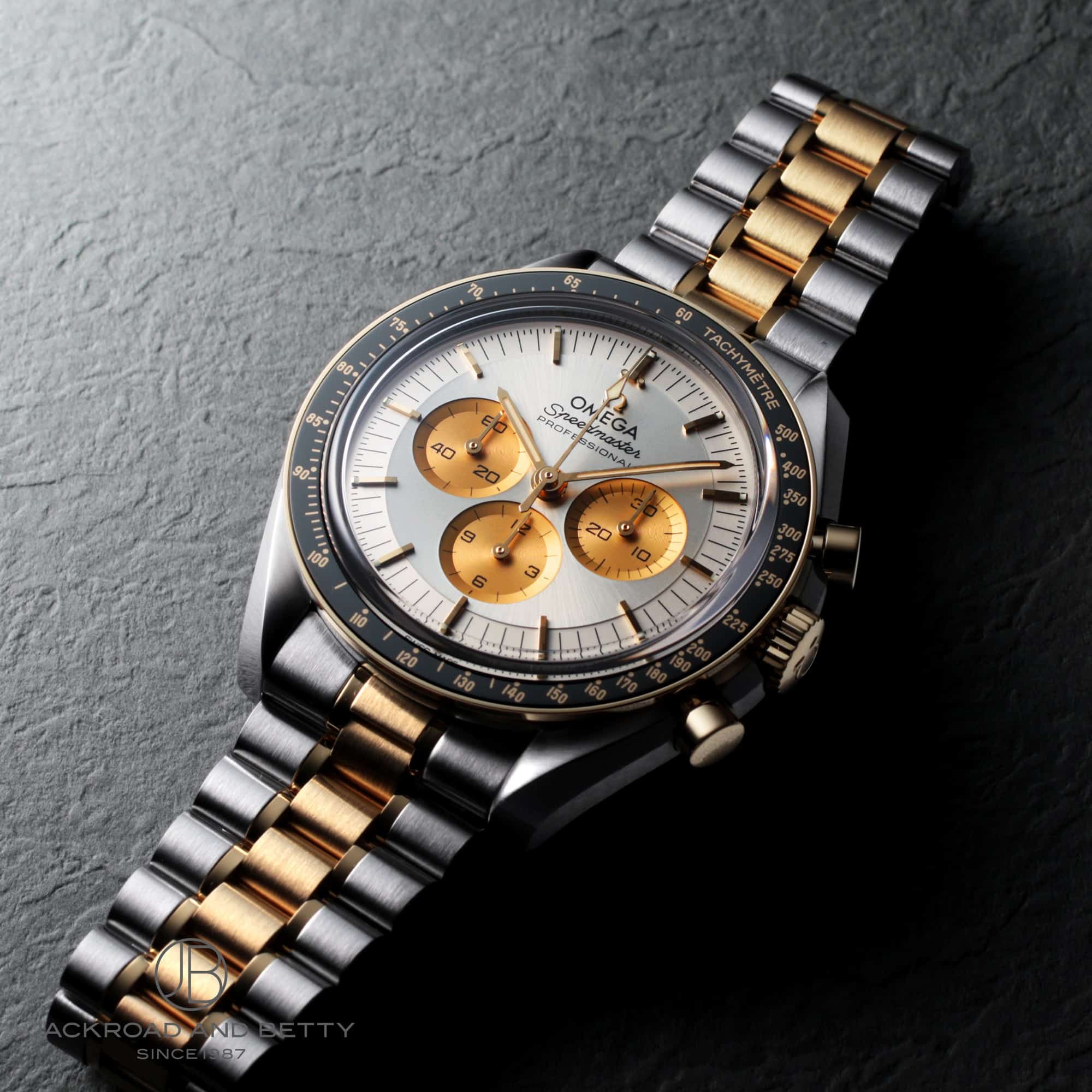 スピードマスター ムーンウォッチ プロフェッショナル コーアクシャル