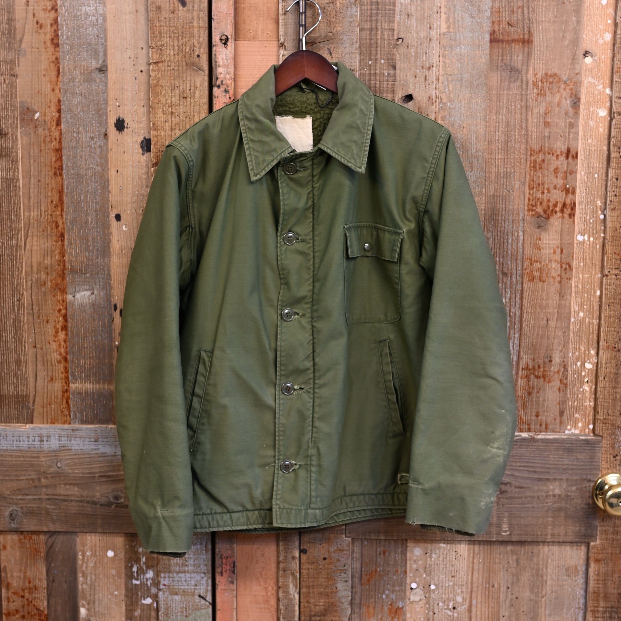 US.NAVY A2 デッキジャケット カーキー – JAKS GARAGE