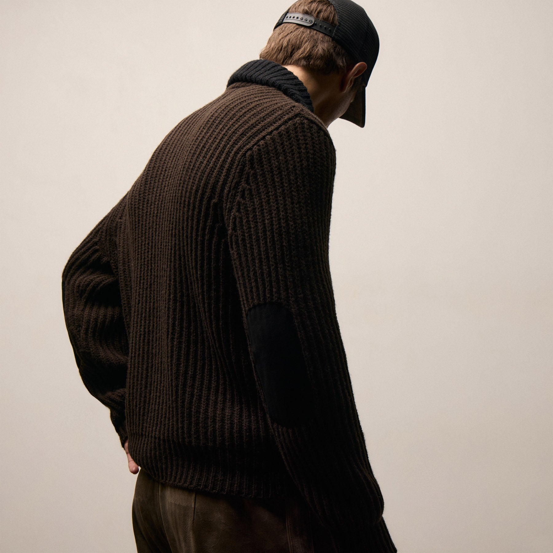 Heavy Rib Cashmere Zip Front Sweater - Kona/Black | James Perse