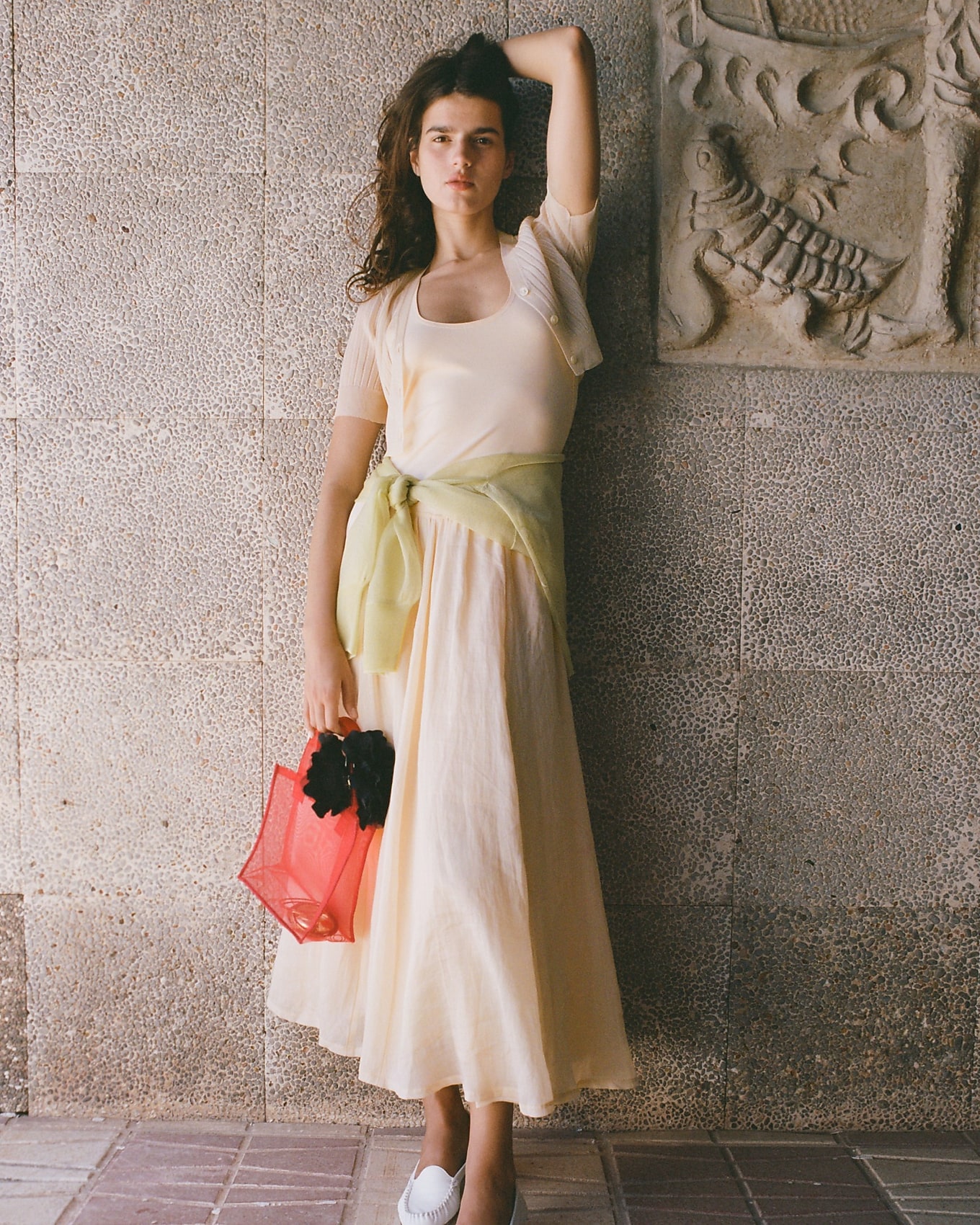 CC006_YL0140_ed?hei=1700&crop=