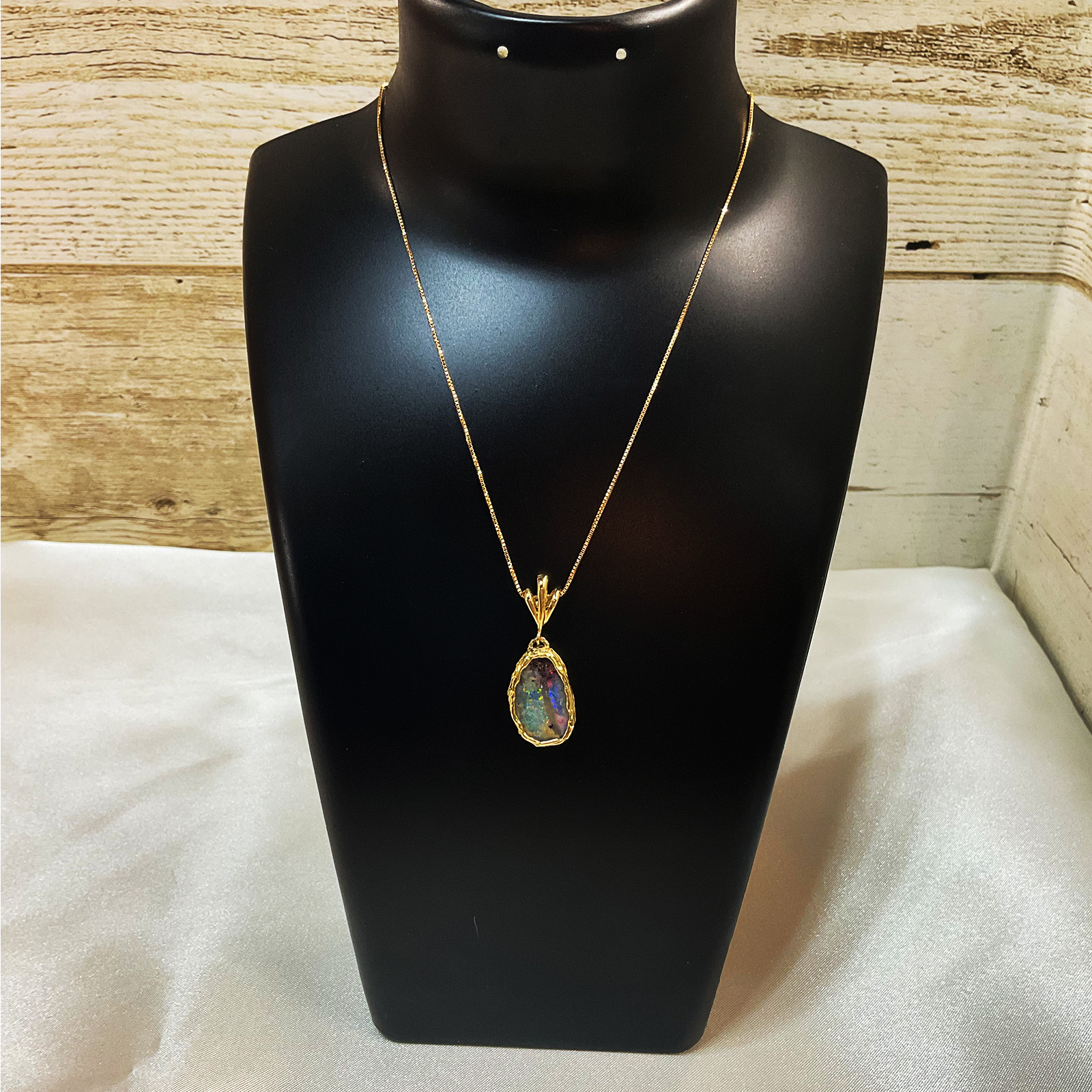 ジュエリーまつき / K18ボルダーオパールネックレス