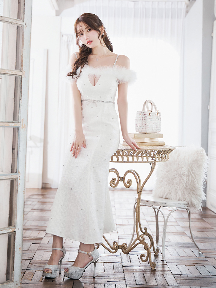 送料無料！】【sifeel/シフィール】ファーオフショルビジューロング