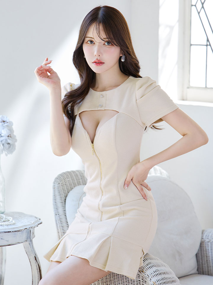 SALE!ワッフルフロントジップドレス/胸元オープンカット/プリーツ