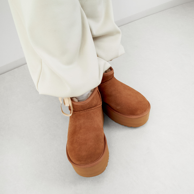 UGGブーツ 厚底“クラシック ウルトラ ミニ プラットフォーム”完全