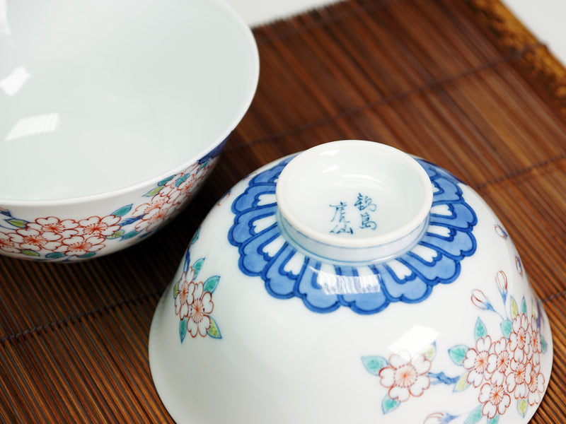 有田焼】夫婦茶碗 染錦吉祥桜図