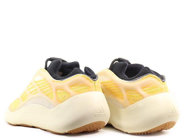 YEEZY BOOST 700 V3 - スニーカーショップSKIT