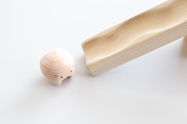 コロガルアニマル 隈本コマ｜木のおもちゃ おもちゃの森sapporo