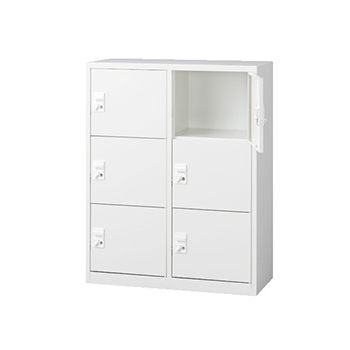 ホワイトキャビネット 3ドア 2棚 鍵付きオフィス家具多数引取り希望