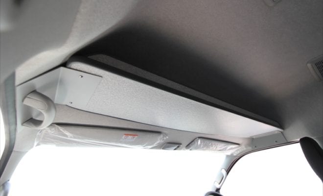 200系ハイエース ESフロントトレー【ユーザーレビュー】 - オグショー