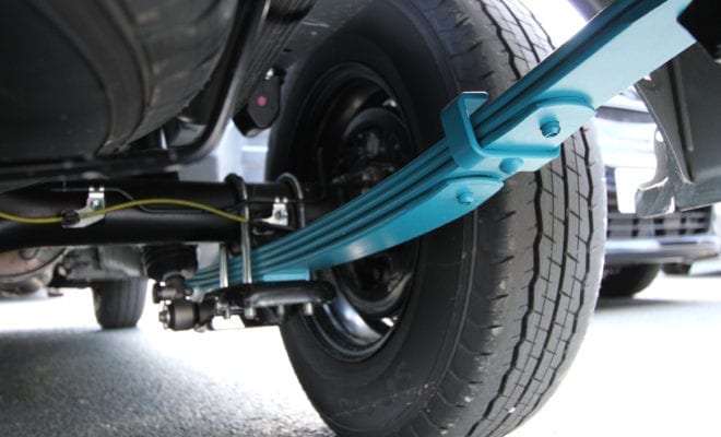 200系ハイエースの乗り心地改善には、コンフォートリーフへの交換が