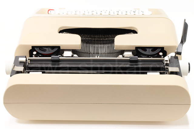 olivetti LETTERA 35 中古タイプライター｜タイプライター専門店の尾河商会