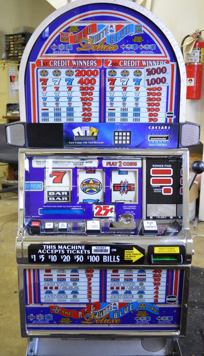 Red White Blue Deluxe - Ohio River Slots