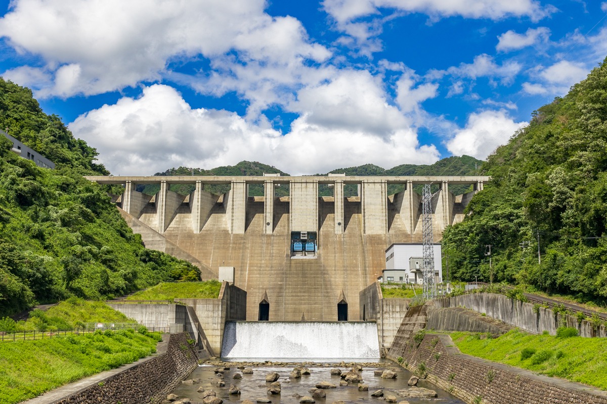 岡山県「苫田ダム」に潜入！夏休みのお出かけや自由研究に！見学会や