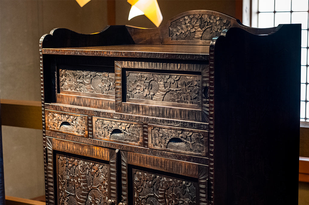 軽井沢彫りのヴィンテージ入荷情報 vol.1 | 大坂屋家具店