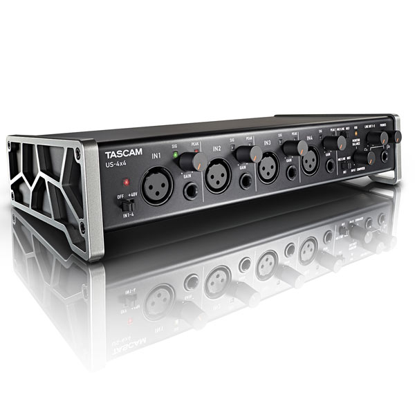 TASCAMの低価格で高音質名オーディオインターフェイスUS-4×4-CUをご