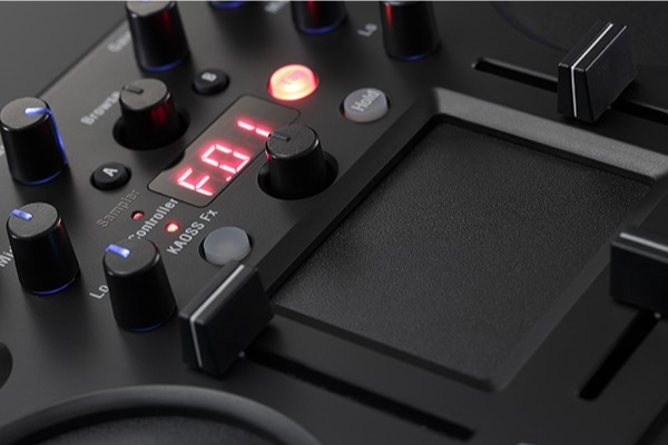 KORGのPCDJコントローラーKAOSS DJの紹介ページです。