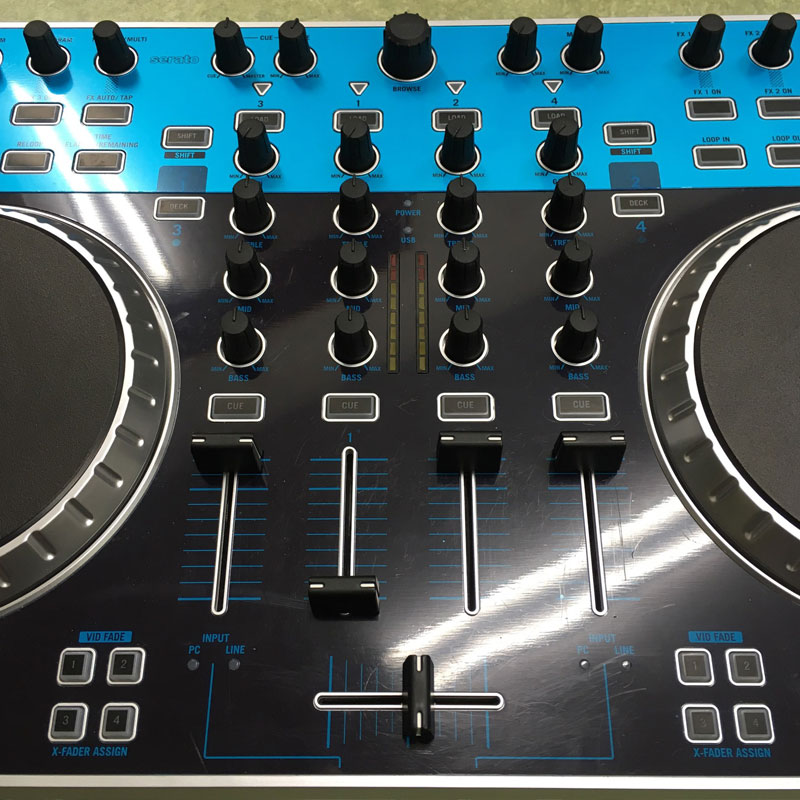 中古品／ジャンク】Serato DJ Liteに対応したDJコントローラー、Numark