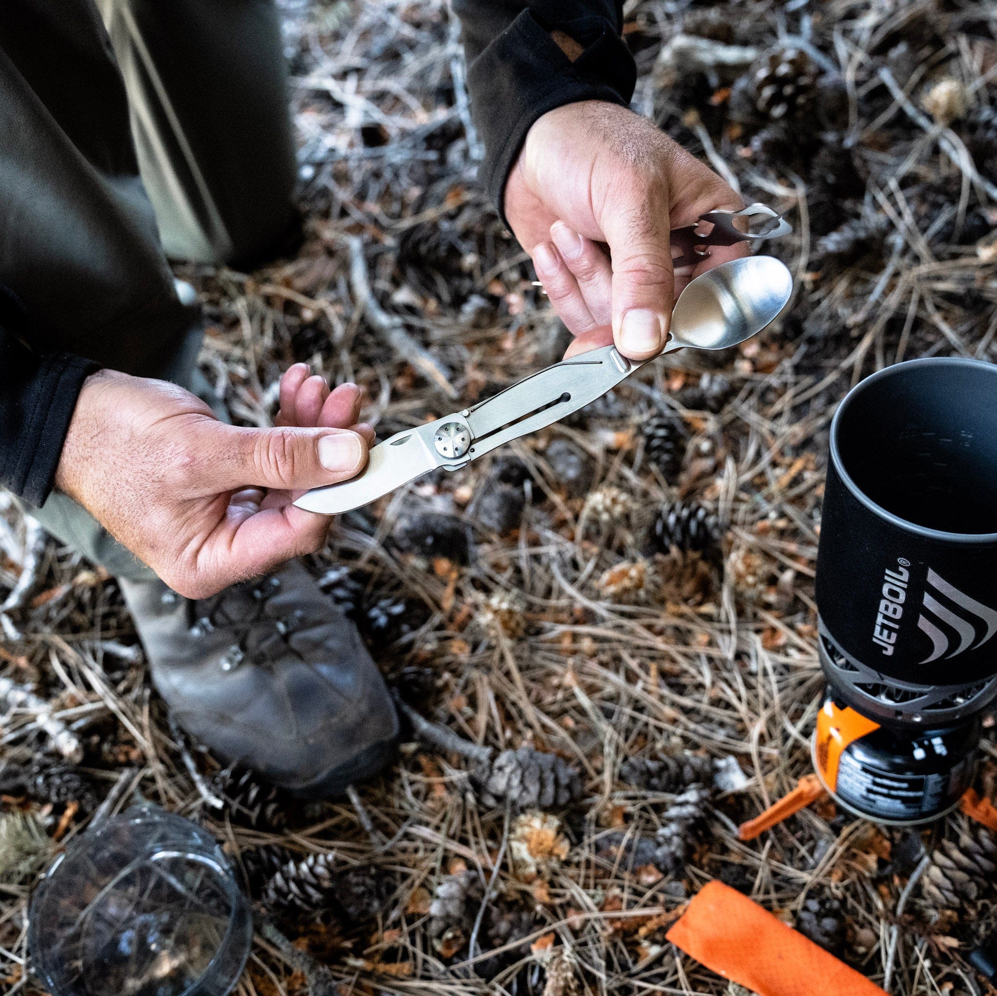 ChowPal™ | Mealtime Mutlitool | Outdoor Edge