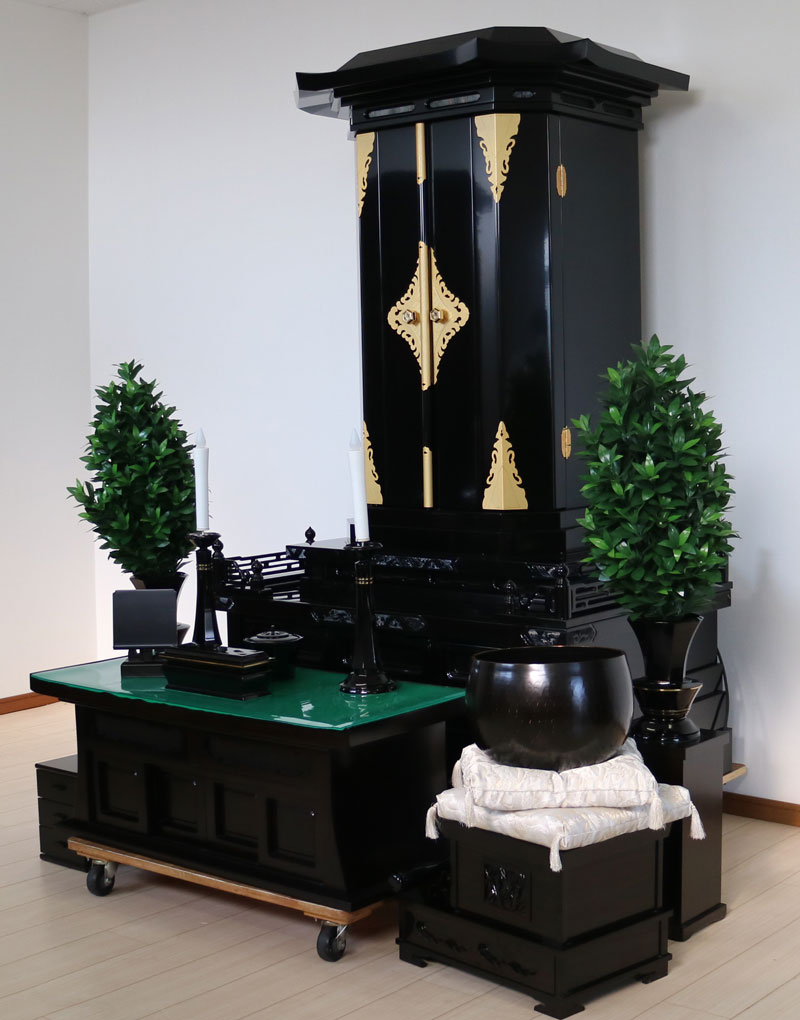 創価学会 本格厨子型中古仏壇 553 黒檀・欄干付き (徳島国産仏壇)秀峰