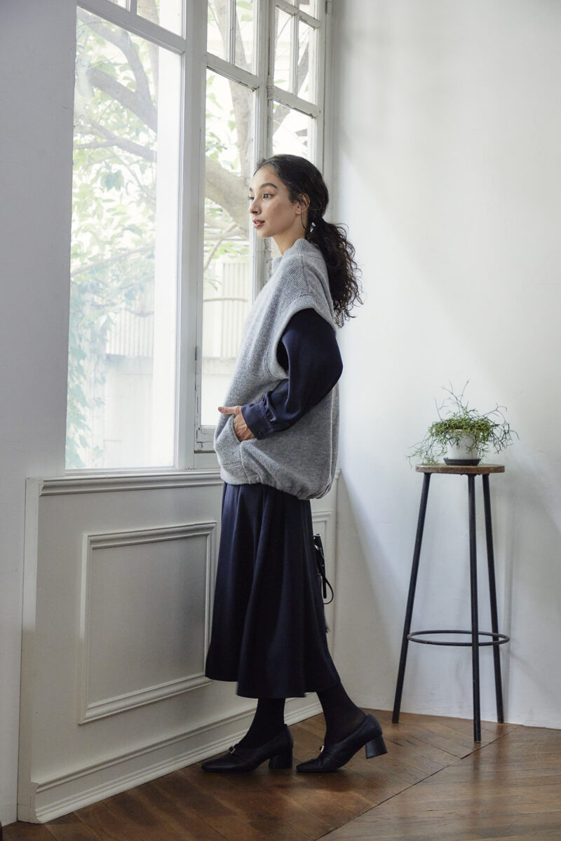 ご予約開始のお知らせ】リラクシーなのに体のラインは素敵に見える