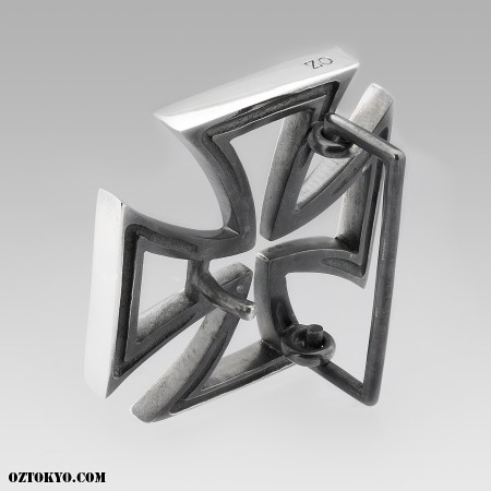 アイアンクロス | バックル by Oz Abstract Tokyo | Online Boutique