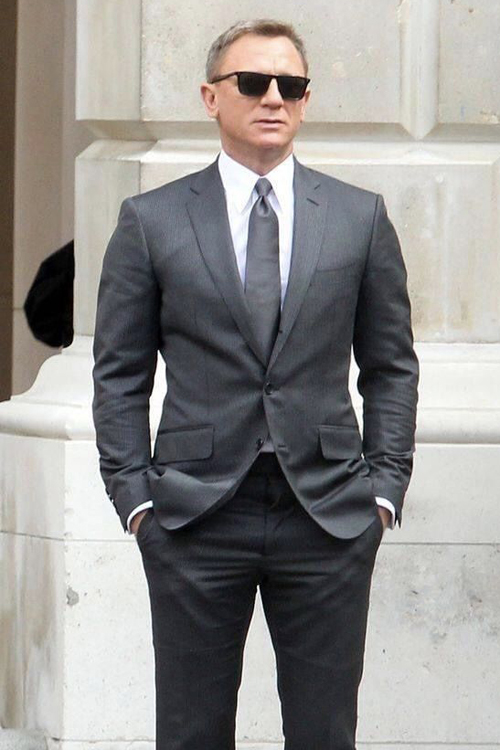 スーツスタイリングにライセンスを：007に学ぶ装いの美学【劇中の