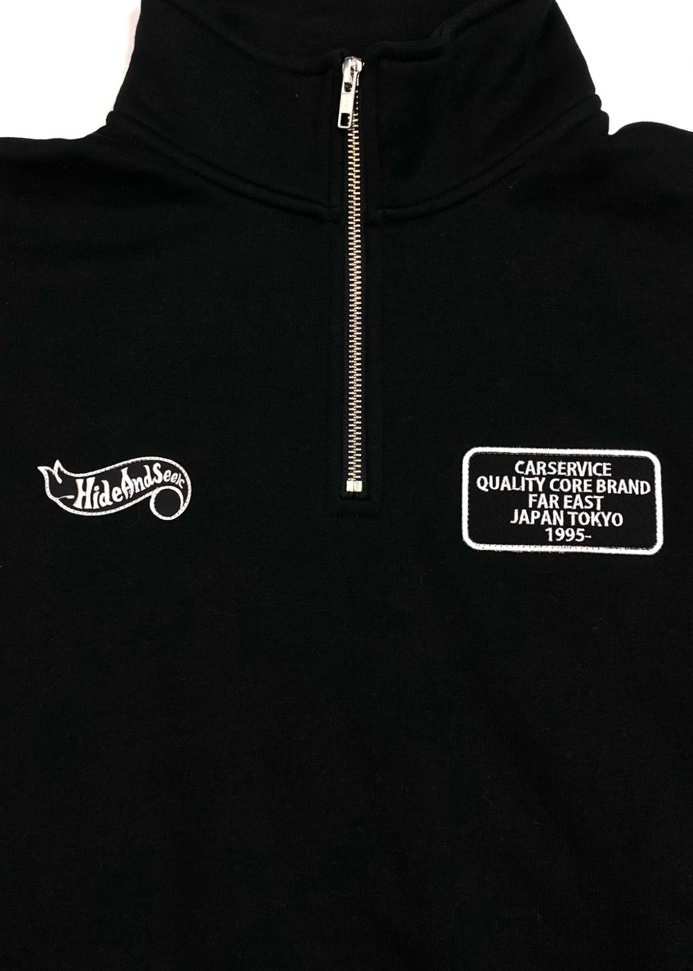 HIDE AND SEEK - ×CARSERVICE HALF ZIP SWEAT SHIRT (BLACK/RED