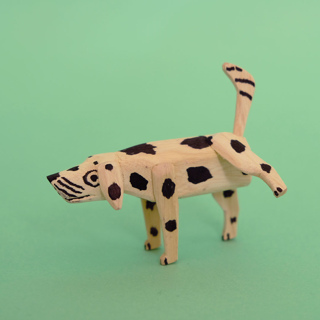おしっこ犬（オアハカ ウッドカービング）- LABRAVA [メキシコ 民芸