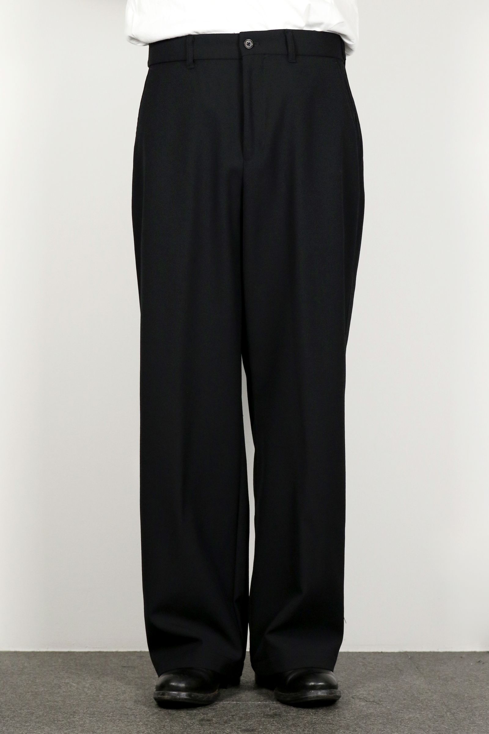 MARKAWARE - ORGANIC WOOL SURVIVAL CLOTH WIDE CARPENTER TROUSERS