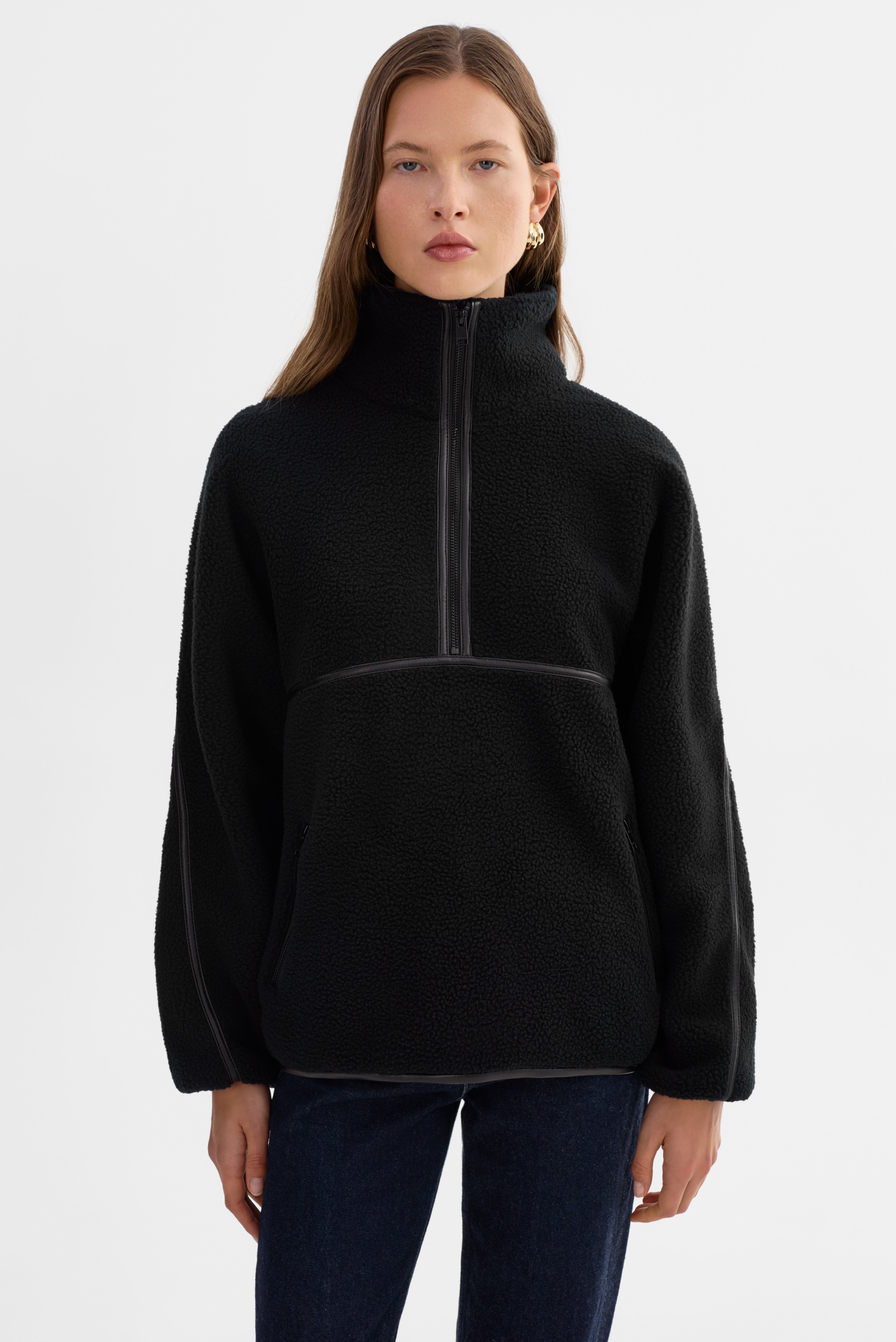 HELSA_BLACK_3.jpg?v=1763492965