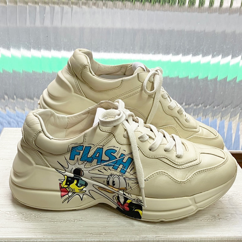 グッチ］ライトン ディズニー ドナルド ホワイトスニーカーの