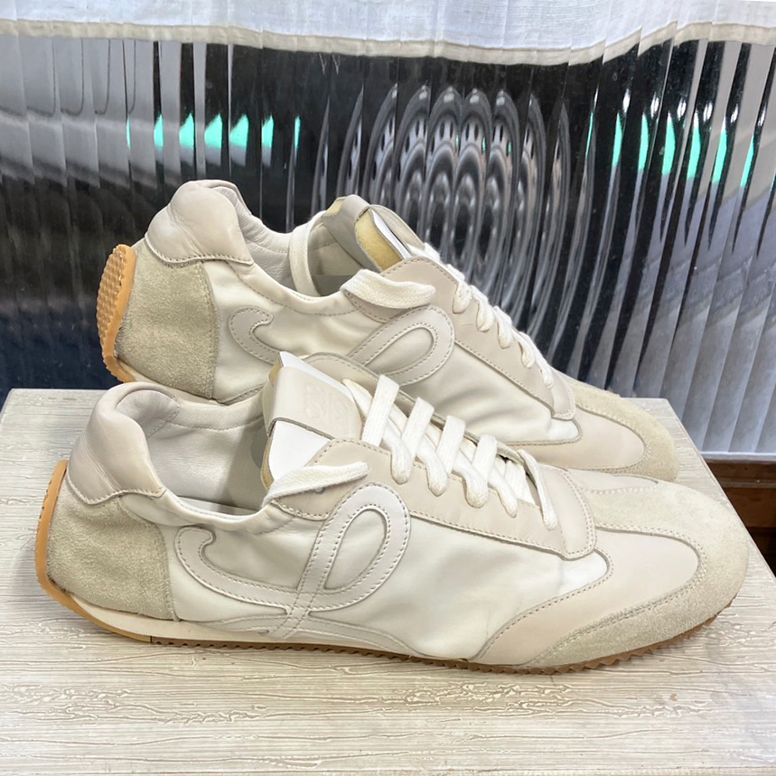 ボッテガ・ヴェネタ]ホワイトレザースニーカーのクリーニング