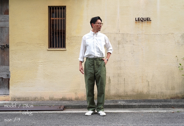 CIOTA シオタ スビンコットンムラ糸バックサテンベイカーパンツ