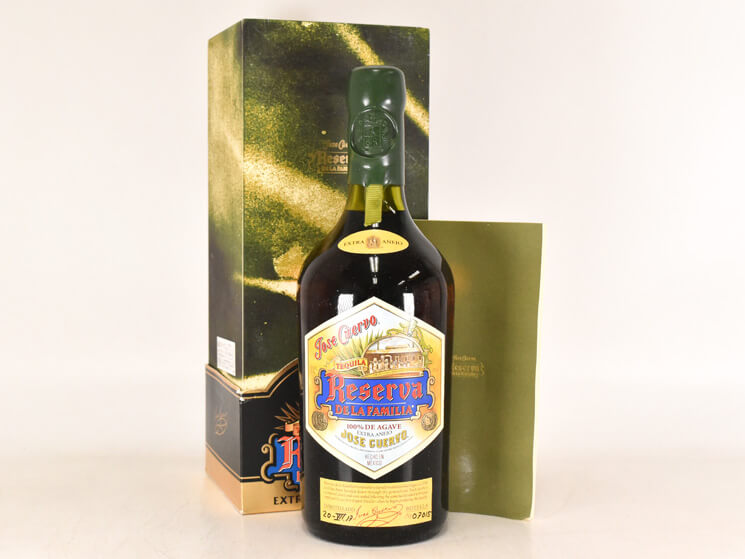 デ ラ ファミリア レゼルヴァ エクストラ アネホのテキーラをお買取り