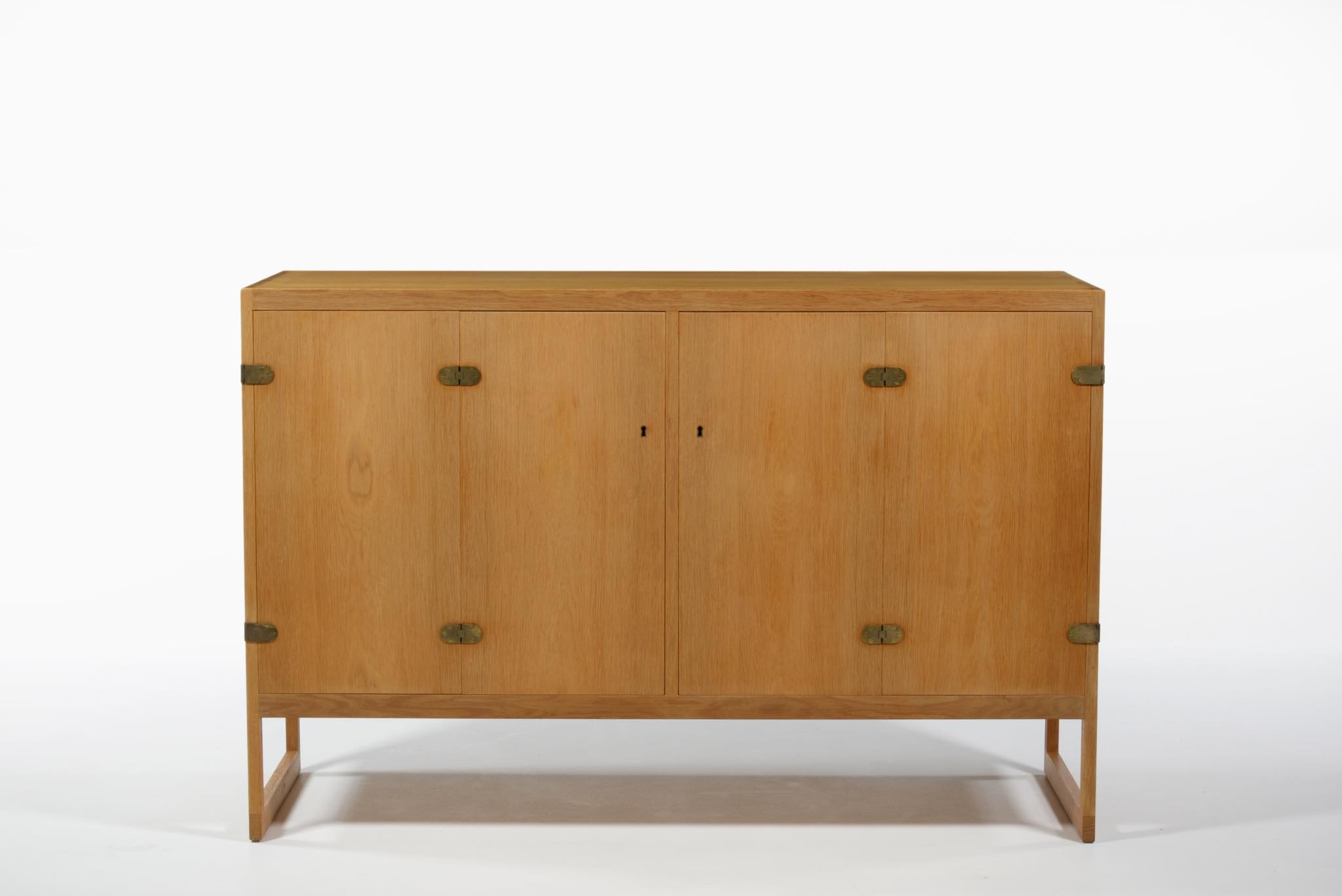 Børge Mogensen BM57 Sideboard cabinet in Oak｜Luca Scandinavia