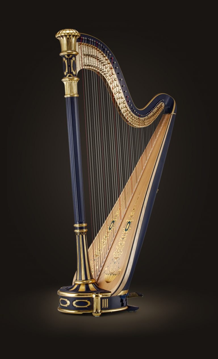 STYLE 4 GOLD - Premium Harps - Lyon & Healy Harps