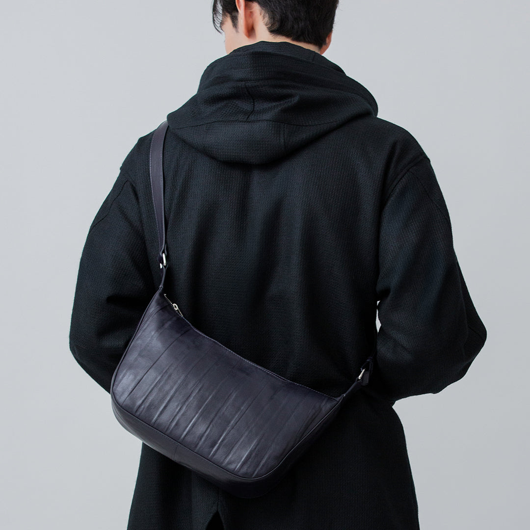 Minamo Shoulder M｜ミナモ ショルダー M – マザーハウス 公式サイト