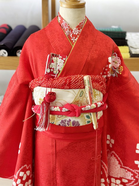 七五三 正絹絞り四つ身着物 絞り 刺繍 長襦袢セット 7歳用 七五三着物