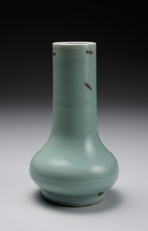 青瓷長頸瓶銘「鎹」