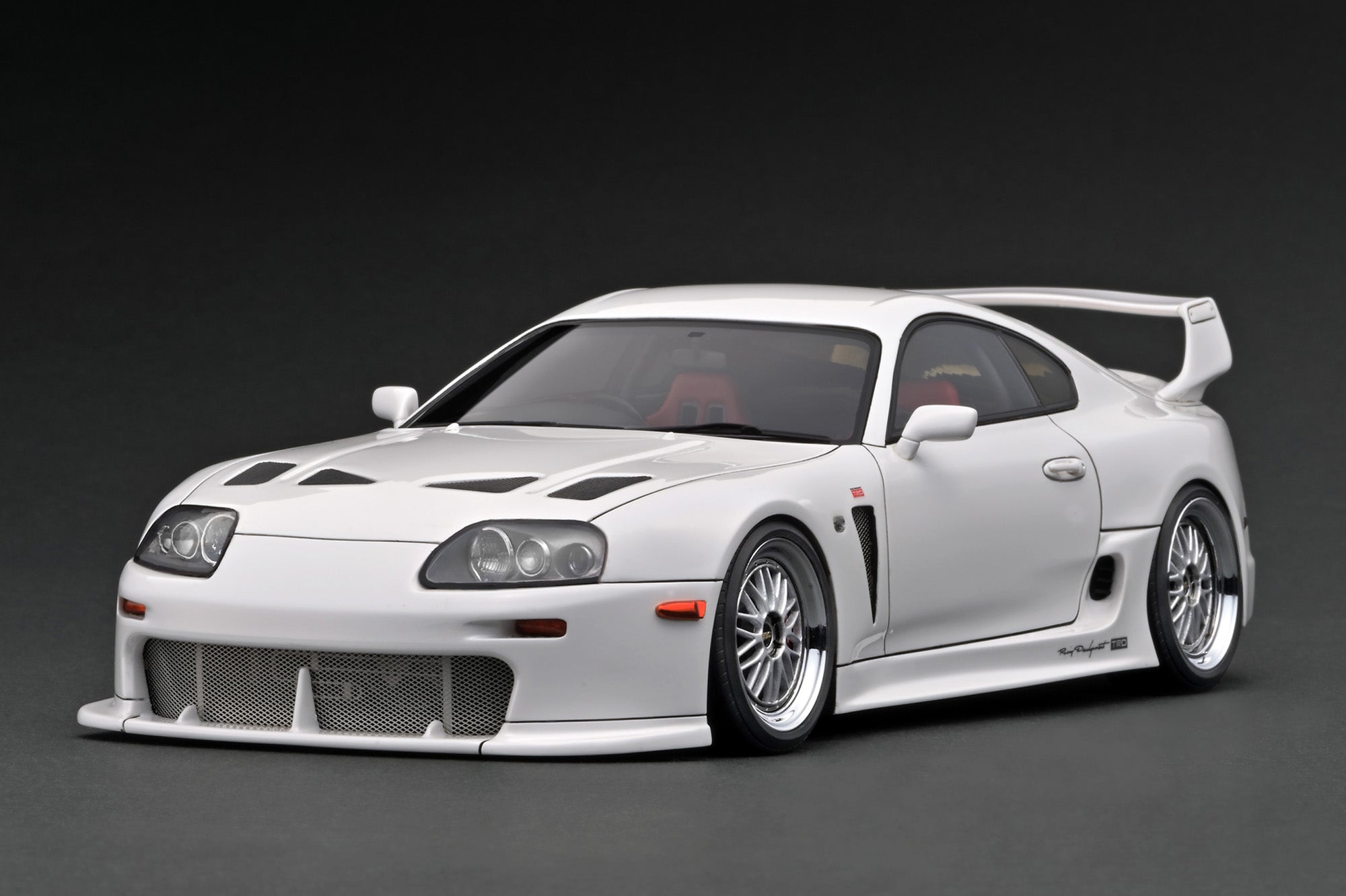 Ignition Model 1:18 Toyota Supra (A80) TRD 3000GT in White – Model