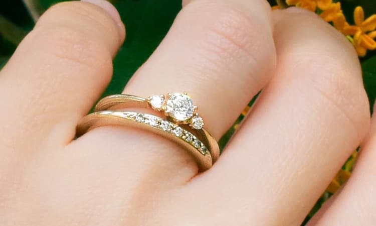 婚約指輪「恋桜」 | 結婚指輪・婚約指輪の杢目金屋