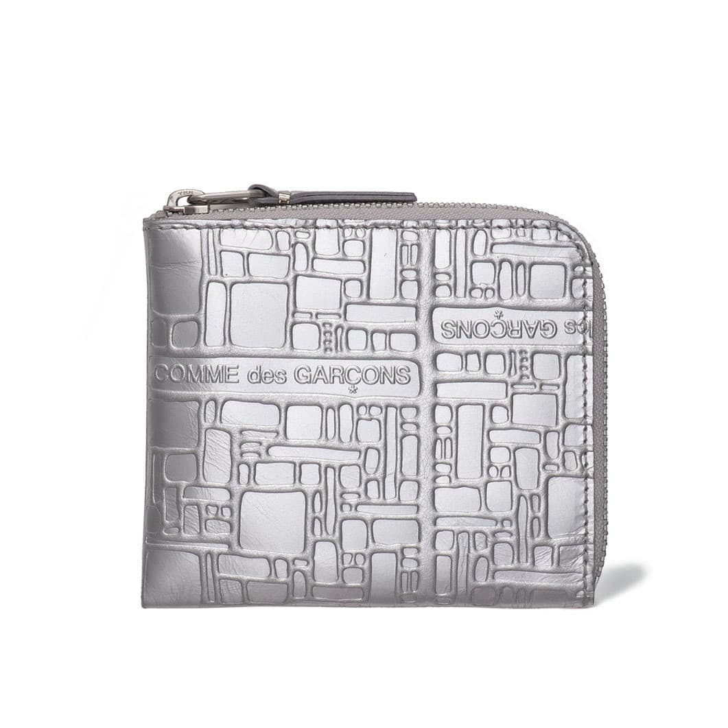COMME des GARCONS L字型 ZIPウォレット エンボスロゴ シルバー