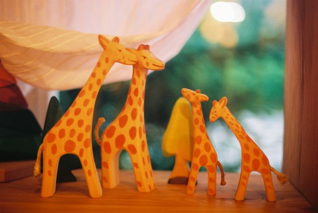 オストハイマー社の人形、ドイツからのお取り寄せ受付します