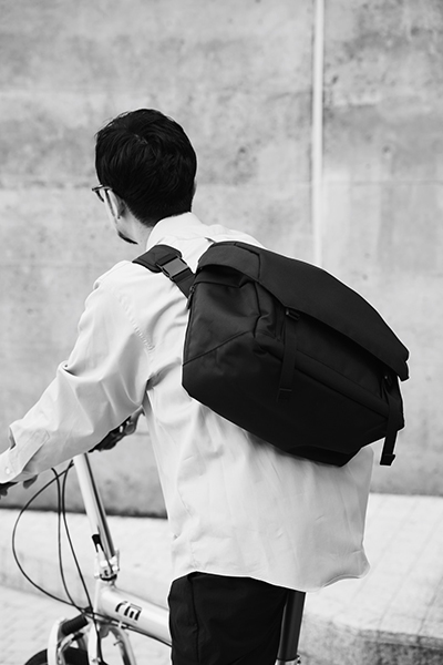 10/10(金)新デザイン「FLAP」シリーズのBACKPACKとSHOULDERが登場