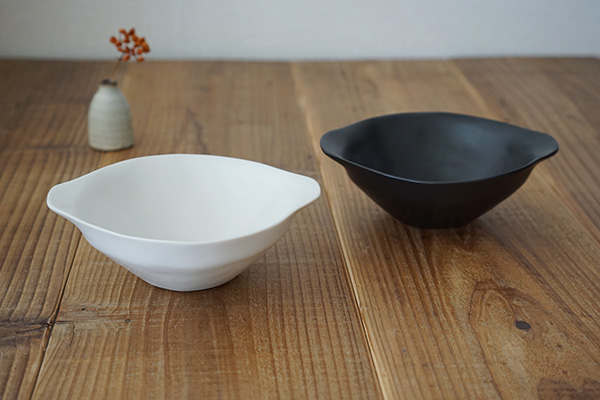 井山三希子 YASUMI 手付きボウル 白｜和食器の通販 monsen