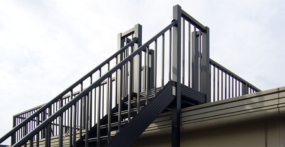 STAIRS アルミ外部階段 | 製品情報 | 森田アルミ工業