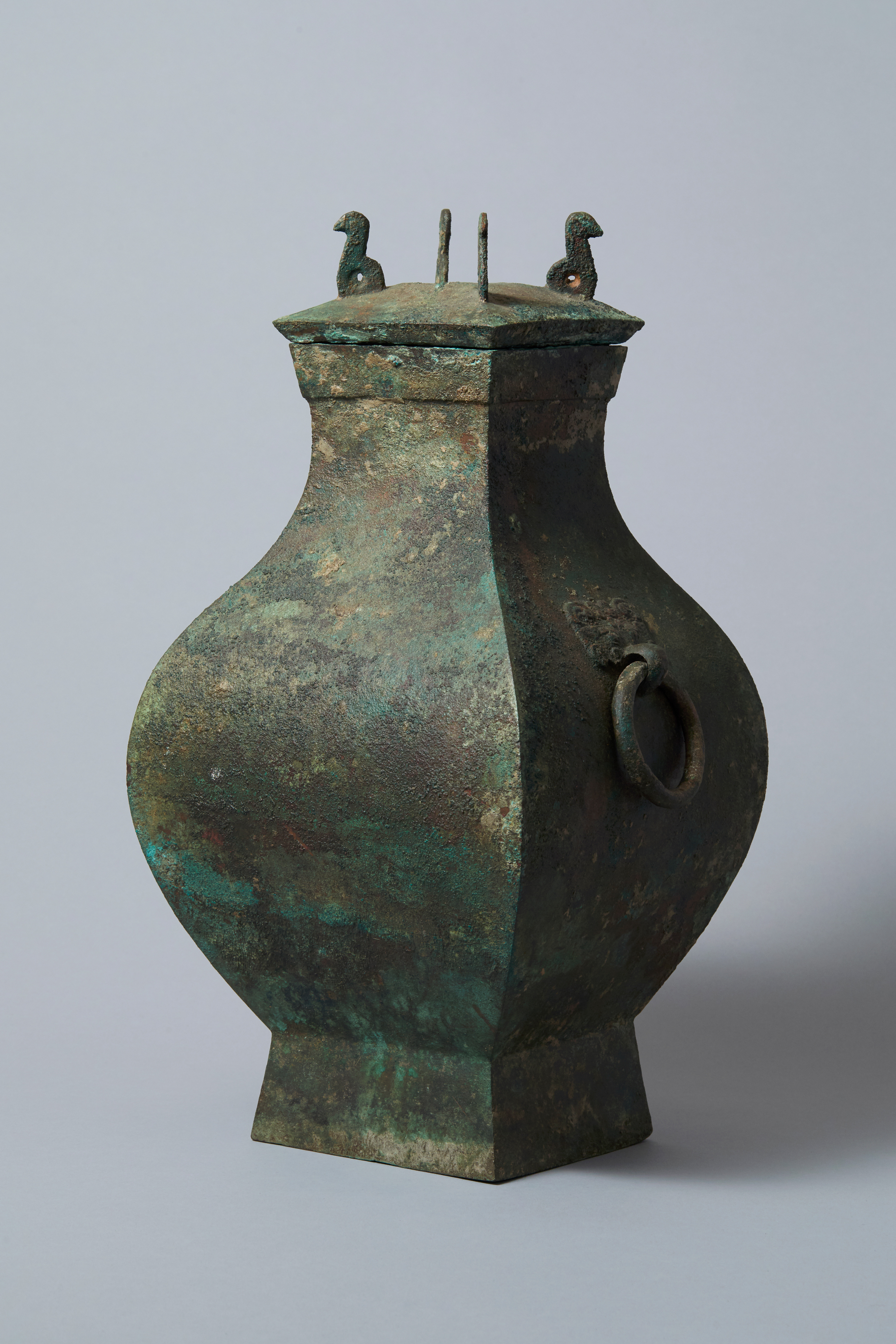 伝世品 中国明時代五彩人文壺 高さ37.8cm 伝世品