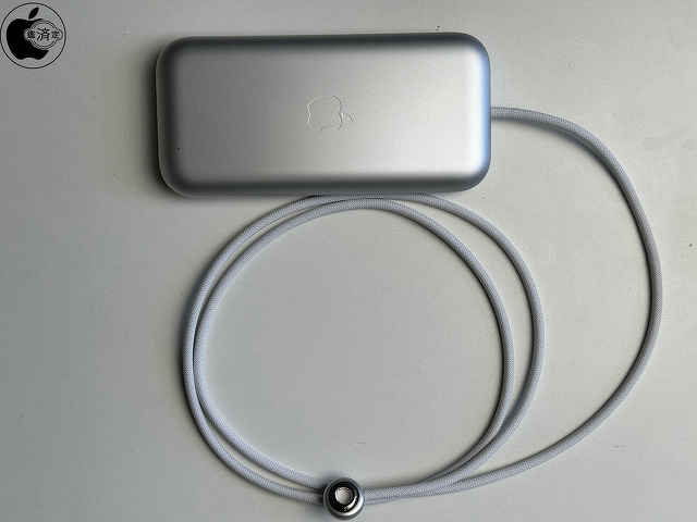 Apple、Apple Vision Pro用バッテリー「Apple Vision Proバッテリー